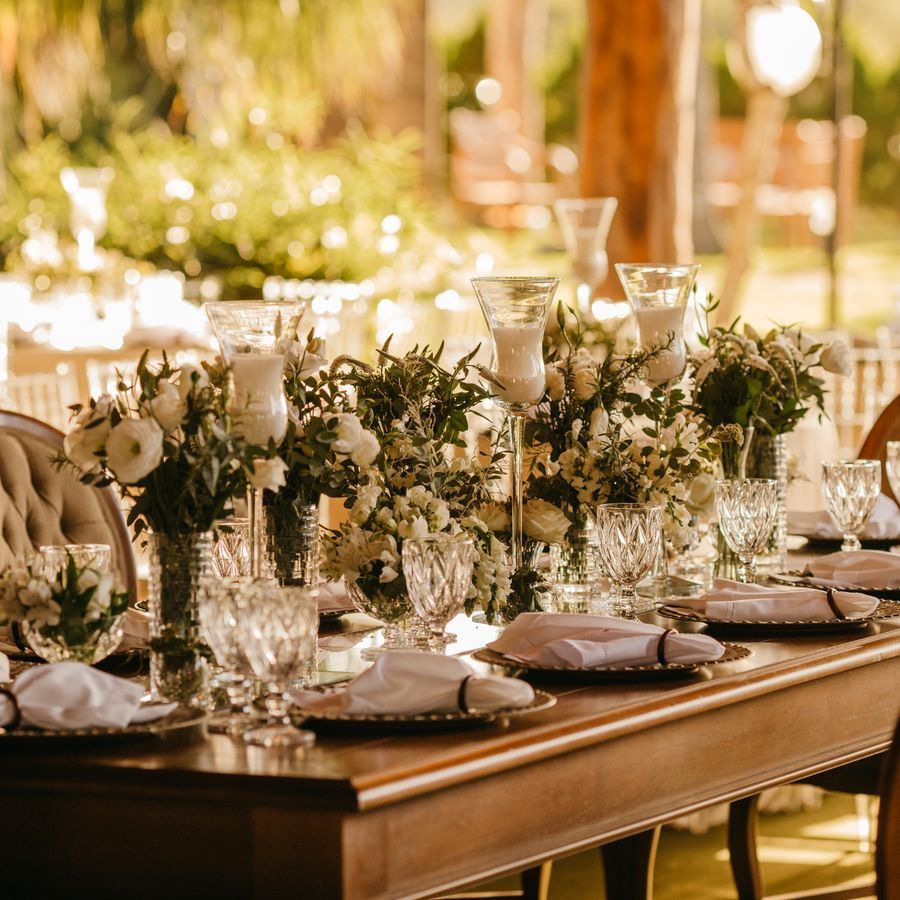 Weddings guide photograph
